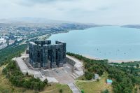 chronicles of georgia with tbilisi sea